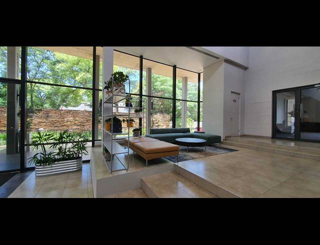631M² OFFICE TO LET IN FOURWAYS
